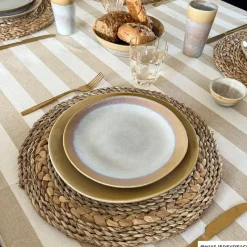 Xenos Borden|Kerstservies-Dinerbord roots - oker - ø27.5x3 cm