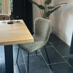 Xenos Eetkamerstoelen-Eetkamerstoel Liz - groen - teddy - 83.5x55x45.4 cm