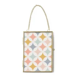 Xenos Fotolijsten-Fotolijst aan ketting - goud - 18x23 cm