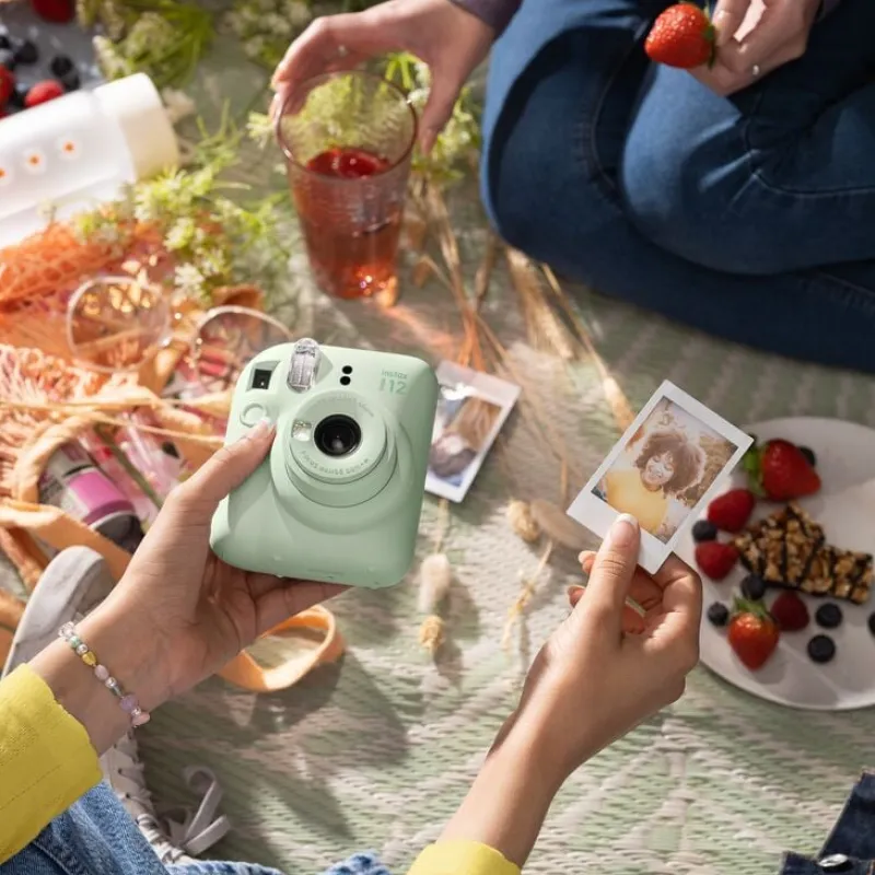 Xenos Festivals|Instax Camera'S-Instax mini 12 camera - groen