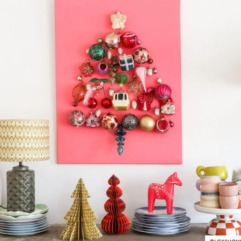 Xenos Kerstballen-Kerstbal gedraaid streep - roze