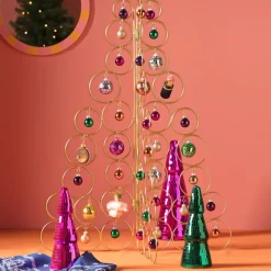 Xenos Kleine Kerstbomen-Kerstboom standaard - goudkleurig - 69x48x30 cm