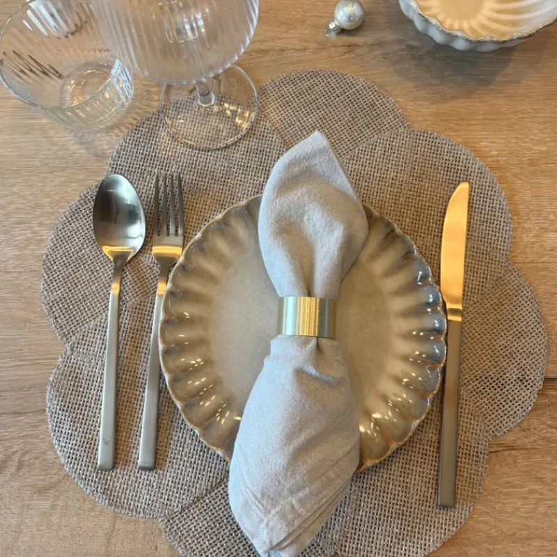 Xenos Kerst|Placemats-Placemat 3D bloem - bruin - ø38 cm