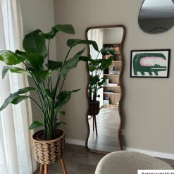 Xenos Passpiegels-Spiegel XL met golfrand - bruin - 165x50 cm
