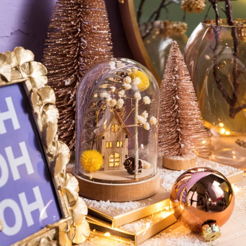 Xenos Kerstfiguren|Kersthuisjes-Stolp kerst - droogbloemen