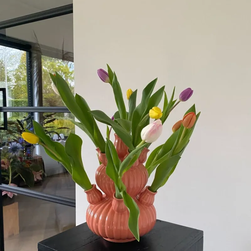 Xenos Kerstcadeaus|Vazen-Tulpenvaas groot - roze - ø21.5x29.5 cm