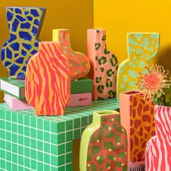 Xenos Vazen|Vazen-Vaas panter - roze - 23x10.5x5 cm