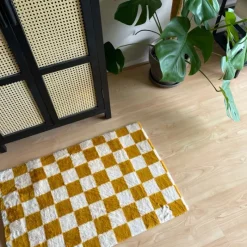 Xenos Vloerkleden-Vloerkleed checks - geel/wit - 60x90 cm